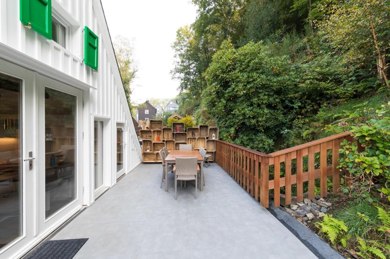 Zur Burgstiege Hotel Solingen Exterior photo